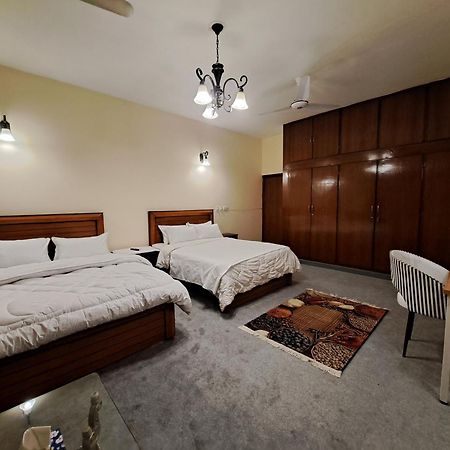 Laca Sa Lodge Opp Canturus Mall Исламабад Экстерьер фото