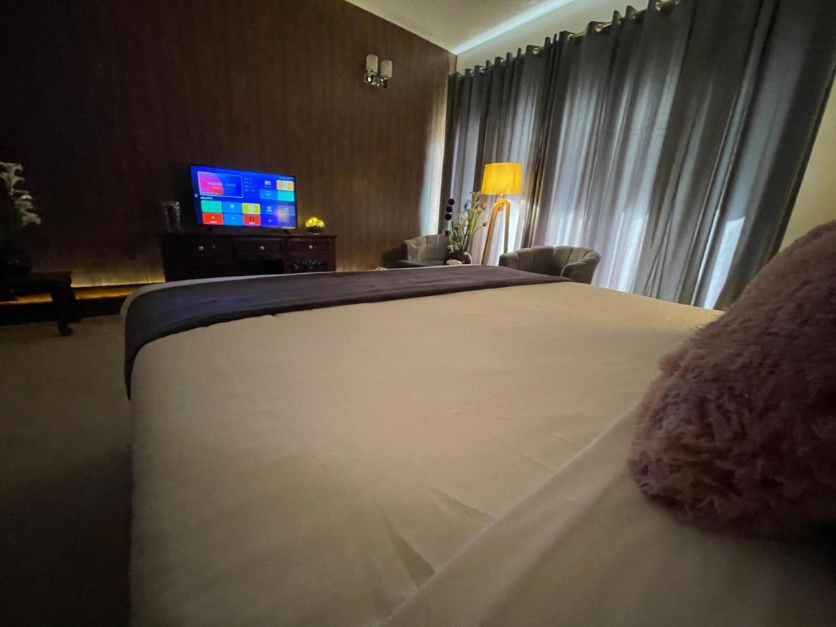 Laca Sa Lodge Opp Canturus Mall Исламабад Экстерьер фото
